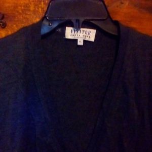 Visitor poeta Moda merino wool button down sweater